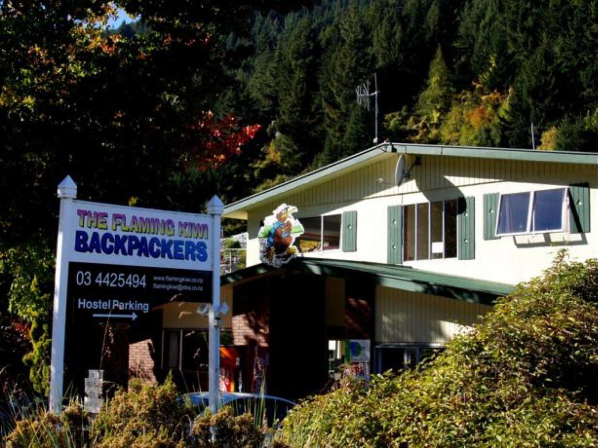 The Flaming Kiwi Backpackers